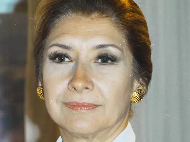 Ana Rosa - 56 aparições 
Ela já esteve no Guinness Book of Records (o livro internacional dos recordes) como a atriz que mais atuou em telenovelas no mundo. Entre as muitas personagens de sua carreira, Ana Rosa se destaca por Virgínia Jequitibá, de Três Irmãs (2008) e Soraya, de Despedida de Solteiro (1992). Ana está indo para sua 57ª novela, A Lei do Amor, que em breve vai estrear no horário nobre da Globo