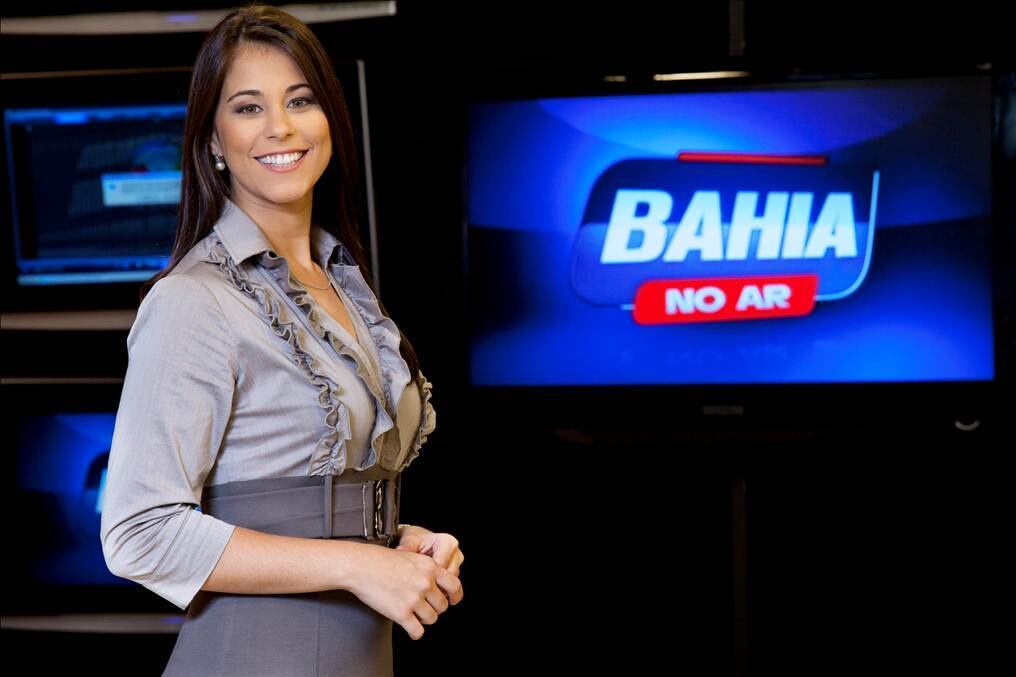 Jéssica Senra lidera as manhãs da Record Bahia