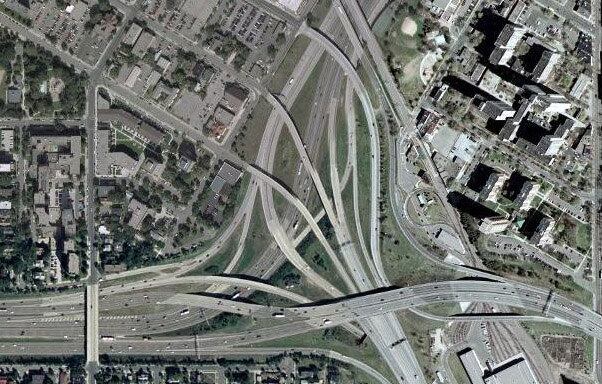 É preciso muito cuidado para não errar o caminho

Quer saber tudo sobre Carros? Acesse r7.com/carros!