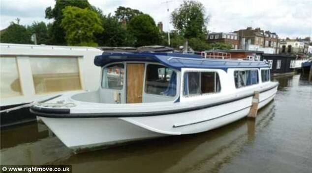 Uma opção mais barata é este barco, por R$ 317 mil (80 mil libras). De acordo com os especialistas, o mercado imobiliário londrino atingiu um ponto de equilíbrio e dificilmente o valor dos imóveis cairá abaixo do atual patamar de R$ 400 mil. A única chance seria ocorrer um colapso no mercado imobiliário do país
