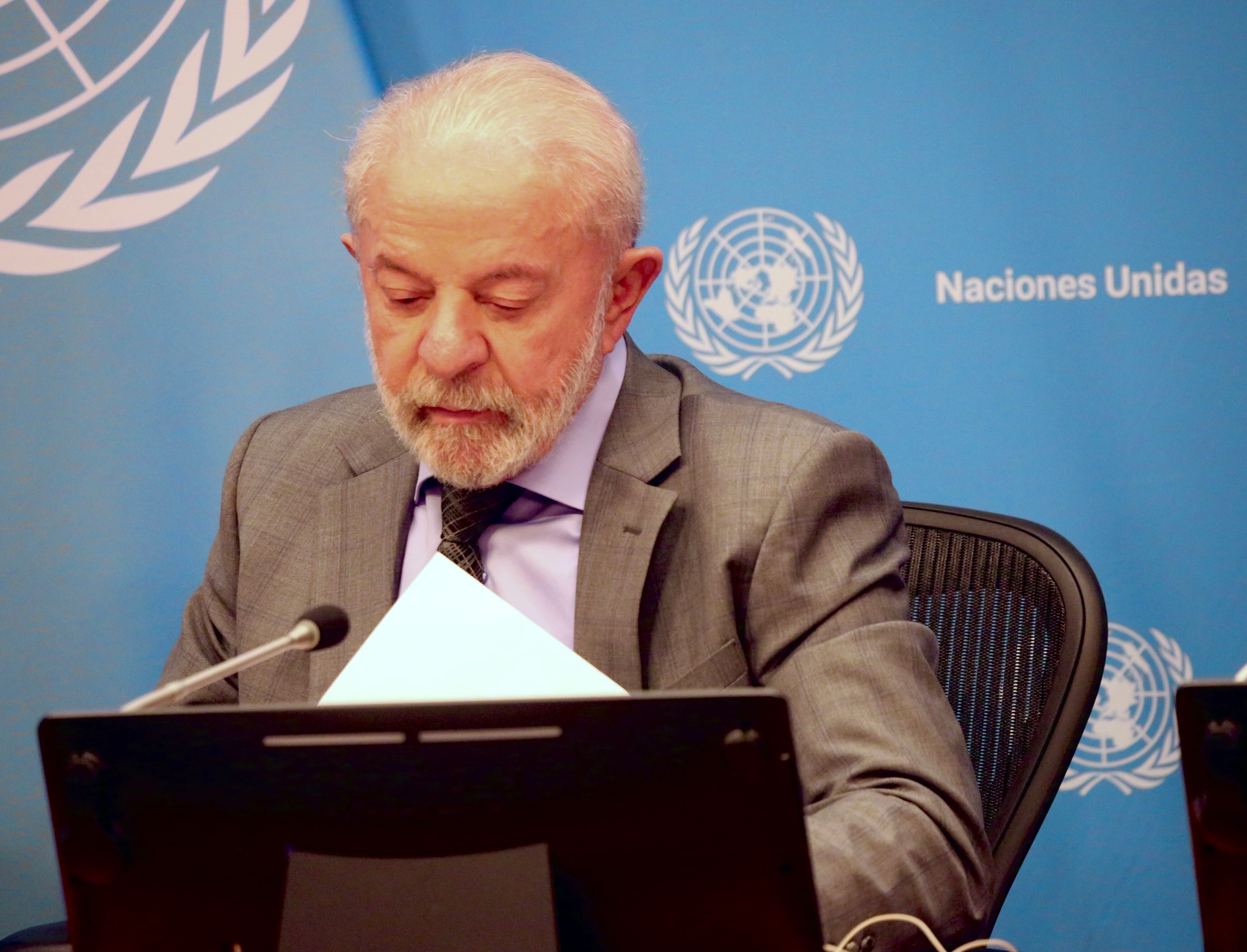 USA - LULA/EUA/ONU/COLETIVA - INTERNACIONAL - O presidente brasileiro Luiz Inácio Lula da Silva concede entrevista coletiva à imprensa   após participar da cúpula sobre o clima às margens da Assembleia Geral das Nações Unidos,   na sede da ONU, em Nova York, nesta quarta-feira, 24 de setembro de 2025.    24/09/2025 - Foto: NIYI FOTE/THENEWS2/ESTADÃO CONTEÚDO