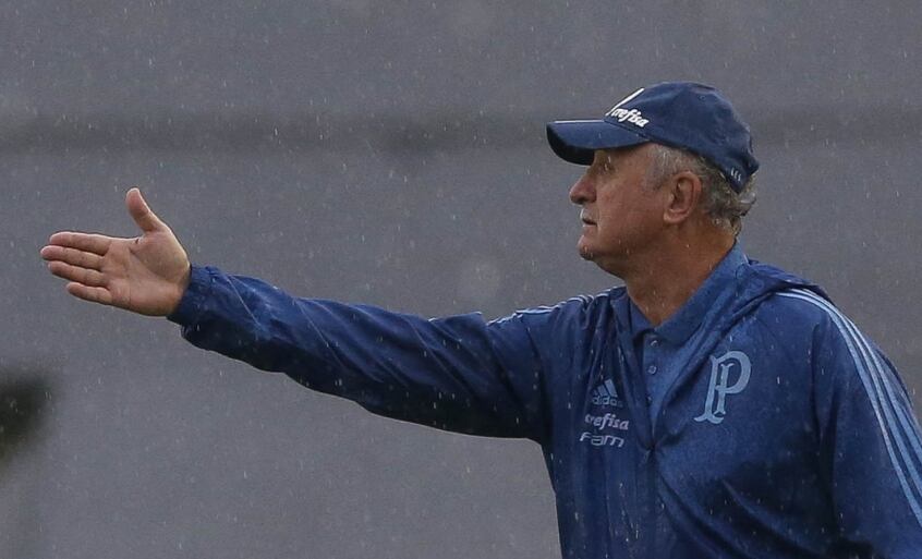 Felipão enxergou ansiedade em campo no empate diante do Paraná e pede calma