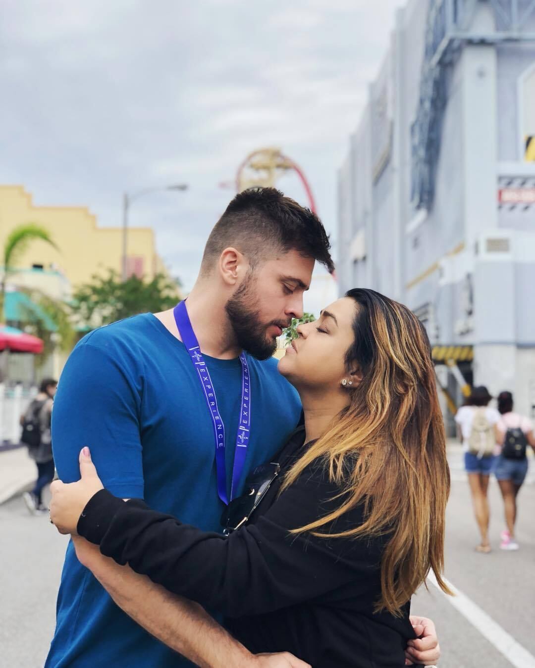 Mas também encontrou espaço para o romantismo. Preta falou da data nas redes sociais.
— Nossa comemoração está sendo incrível!