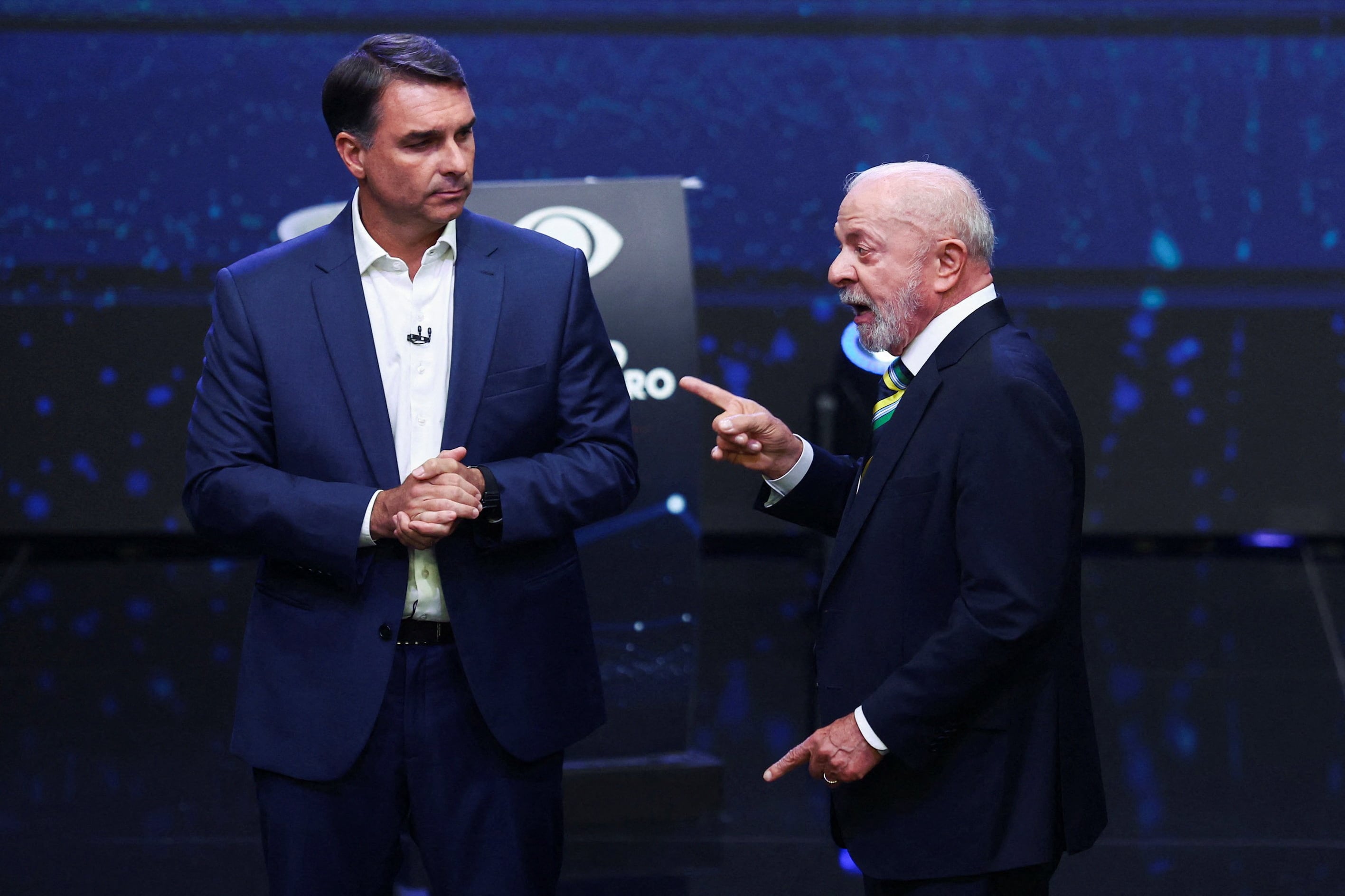 Brazilian presidential candidates Flavio Bolsonaro and Luiz Inacio Lula da Silva take part in a presidential debate, ahead of the runoff presidential election, in Sao Paulo, Brazil, October 18, 2026. REUTERS/Jean Carniel