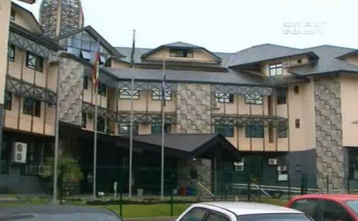 A Justiça decidiu que ele vai a júri popular e aguardará o julgamento em liberdade. A decisão no Fórum de Joinville foi tomada na 1ª Vara Criminal, na audiência de instrução de julgamento, foram ouvidos vários depoimentos, incluindo o do réu