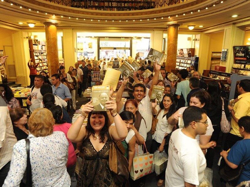 O estoque do livro Nada a Perder se esgotou na livraria El Ateneo Grand Esplendid, em Buenos Aires