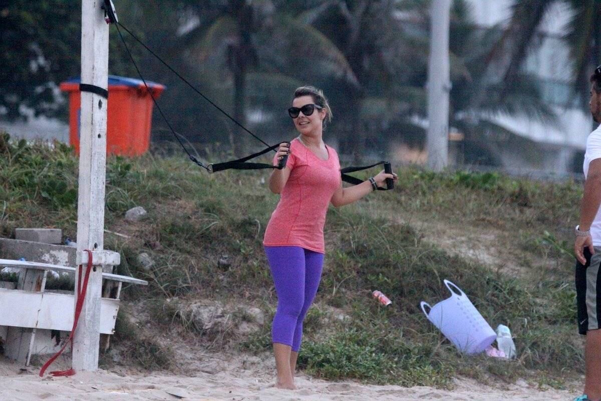 Fernanda Souza malhando nesta segunda-feira (29), no Rio de Janeiro