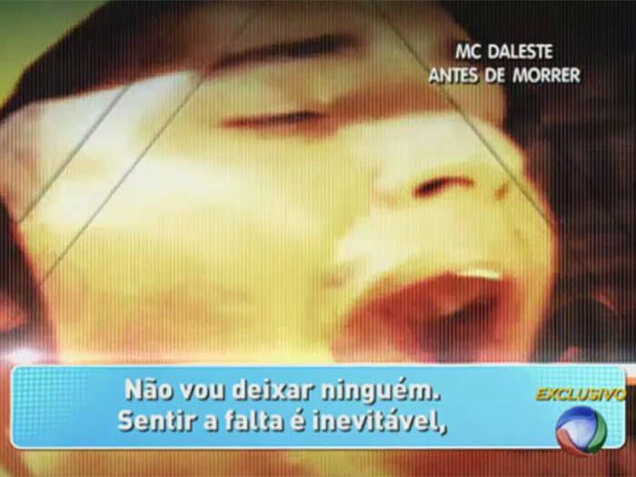 Não deixar ninguém. Sentir a falta é inevitável,



+ Aproveite e confira as matérias do programa Domingo Show

+ Já curtiu a página do Domingo Show no Facebook? É só clicar!

+ Siga o Domingo Show no Twitter e receba todas as notícias do programa
