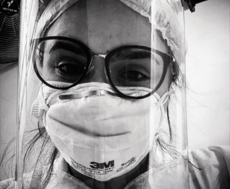 Médicos e enfermeiros foram convidados pelas redes sociais