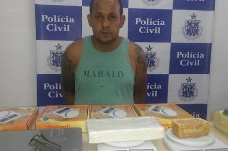 Traficante preso com drogas em Itapuã