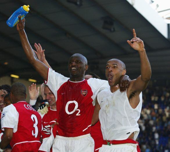 

Arsenal (2003/2004)



Lehmann; Lauren, Sol Campbell, Keown e Ashley Cole; Patrick Vieira,
Gilberto Silva, Pires, Ljunberg; Bergkamp e Henry. Téc: Arsene Wenger

