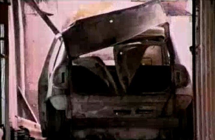 Carro das vítimas também foi incendiado