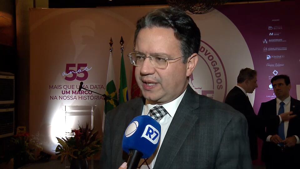 Presidente da Federação Nacional dos Institutos dos Advogados do Brasil, Felipe Martins Pinto
