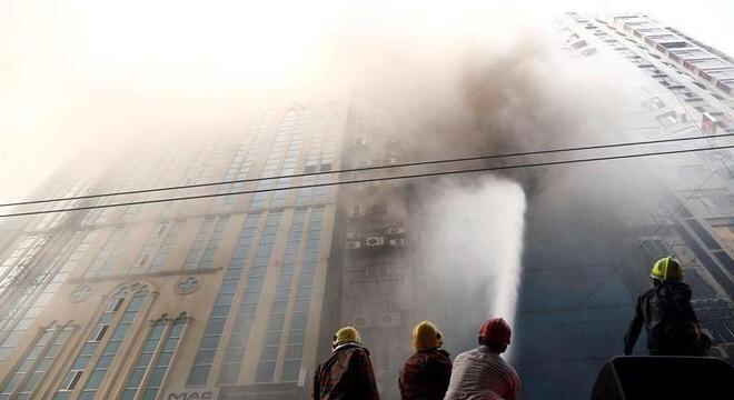 Incêndio em edifício em Daca, capital de Bangladesh, foi controlado