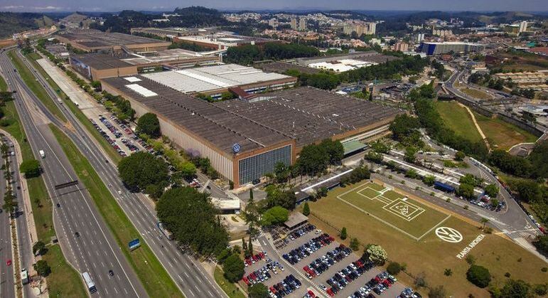 Na fábrica do Grande ABC, que produz o Polo, o Virtus, o Nivus e a Saveiro, os operários entrarão em regime de férias coletivas