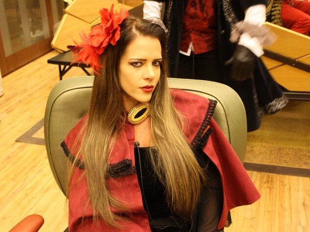 Uma amiga da ex-assessora foi quem contou o que tinha acontecido e deu o vídeo para Denise, pois ninguém queria mostrar para ela. Veja a declaração