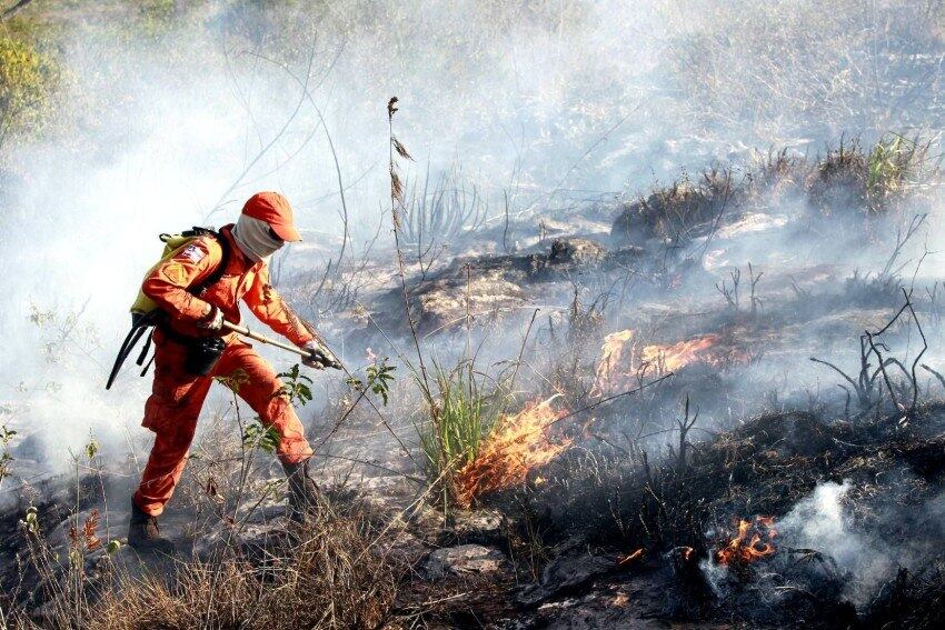 Compra busca oferecer melhores condições às pessoas comprometidas com o combate ao fogo na região