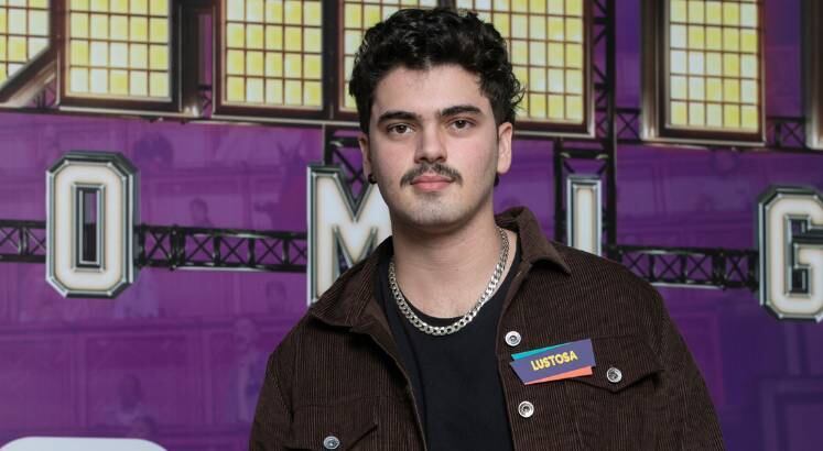 Matheus Lustosa 
Ator e cantor 
