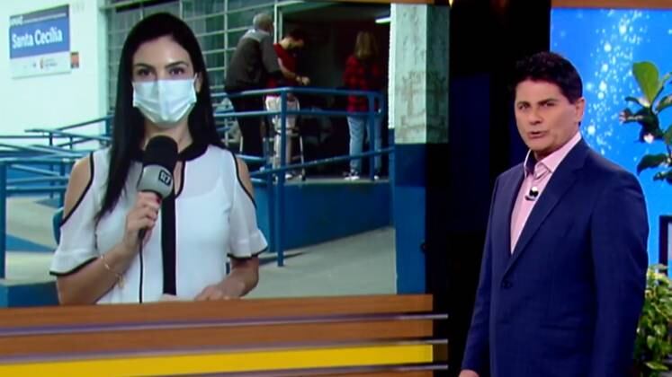 Cada cidade está adotando medidas de prevenção e cuidados com a gripe. Continuando com o uso de máscaras e álcool em gel, cada um fazendo sua parte, as chances de contaminação são menores
Veja essa e outras reportagens no Hoje em Dia, que vai ao ar de segunda a sexta, a partir das 10h, na Record TV