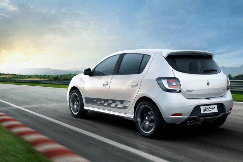 Especula-se que o Sandero R.S. custe próximo ou até abaixo de R$ 60 mil
