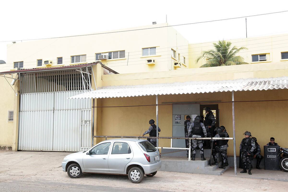Presos protestam em complexo desde segunda-feira