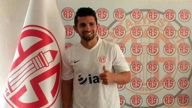 Outro brasileiro que chegou recentemente à Europa é o atacante Guilherme. O atleta ex-Galo deixou o clube mineiro e assinou com o modesto Antalyaspor, da Turquia, onde atuará ao lado de Samuel Eto'o