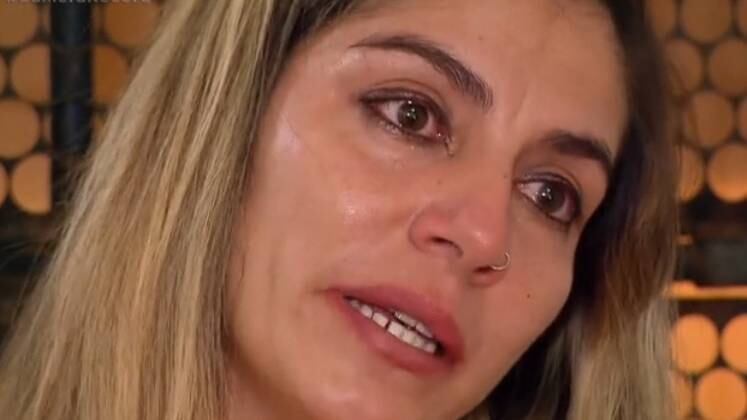 Shirley conta que a única coisa que ela queria quando viu Leandro no chão era que ele estivesse vivo. Segundo a suspeita, em seguida ela foi buscar ajuda de pessoas que estavam na pousada