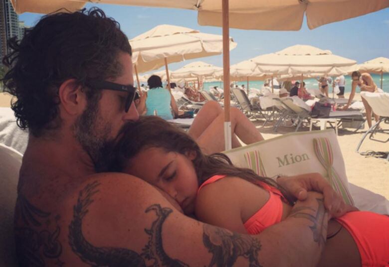 Não existe colo melhor do que um colo de pai!
+ Mionzinho invade casa de Amin Khader e “rouba” tudo o que vê pela frente
+ “Vejo um declínio no futebol brasileiro”, afirma ex-jogadora Milene Domingues
+ Lá vem! Dupla Cacio e Marcos aponta o que gosta e o que não gosta no outro