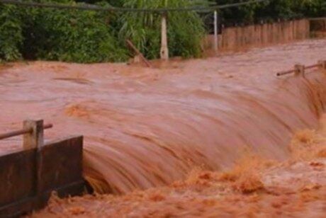 Fortes chuvas causaram danos no Espírito Santo