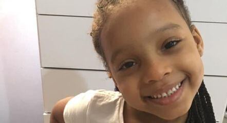 A criança morreu com sinais de espancamento