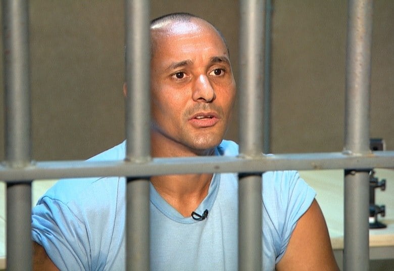 Considerado pela polícia como um dos líderes mais influentes do crime organizado, Marcinho VP falou pela primeira vez a uma equipe de televisão após 21 anos preso