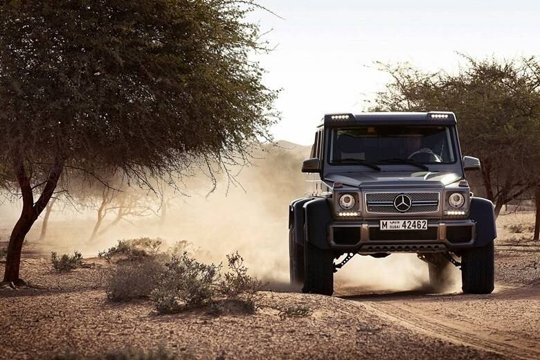 Ao volante, o "piloto" conta com o moderno câmbio automático de sete marchas (7G-tronic)