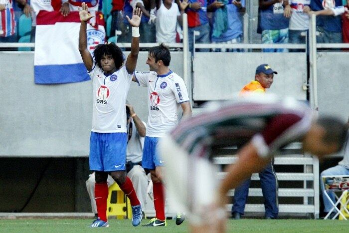 Bahia fica na Primeira Divisão, e Flu é rebaixado para a Série B