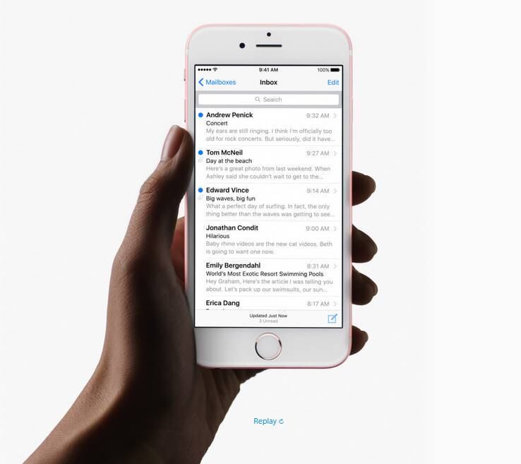 A experiência de uso do iPhone novo também mudou
com a introdução do recurso 3D Touch, que já era esperado. Agora o smartphone
conta com sensores capazes de dizer a pressão com que você toca a tela