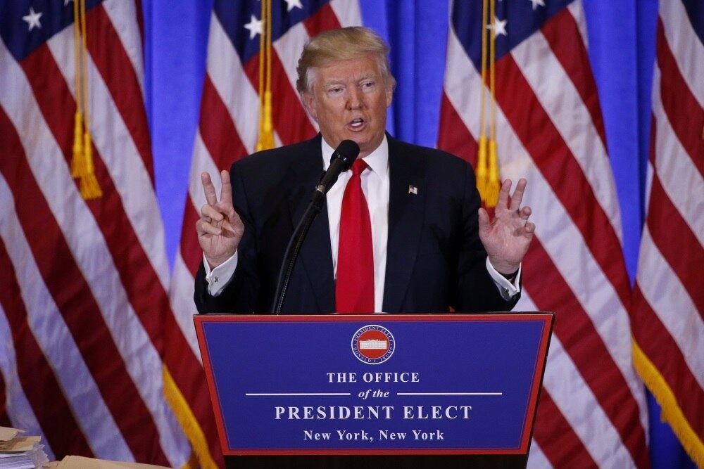 Ex-agente do serviço secreto britânico relatou que a Rússia teria dados comprometedores de Donald Trump