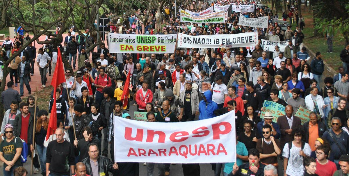 Protesto foi um dos vários feitos durante a greve iniciada em 27/5