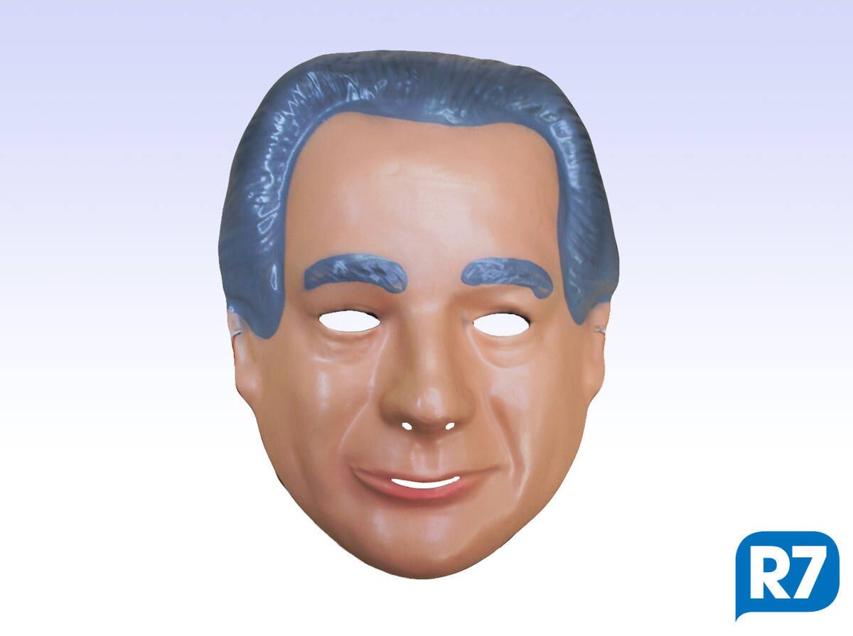 Duelo máscaras políticos carnaval