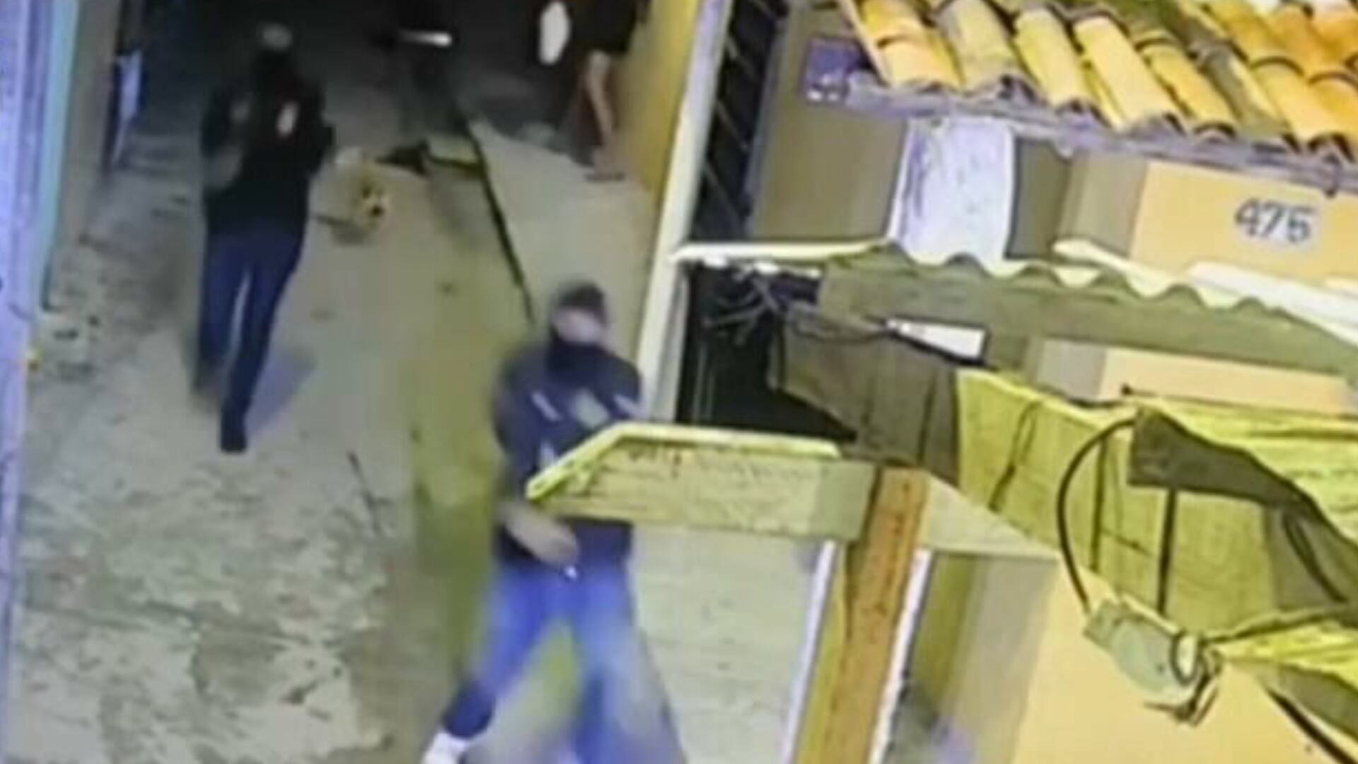 Dupla com uniforme da Polícia Civil abre fogo e mata um homem em Fortaleza (CE)