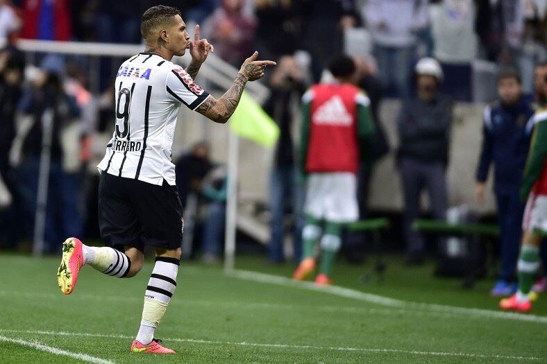 Guerrero abriu o placar para o Corinthians