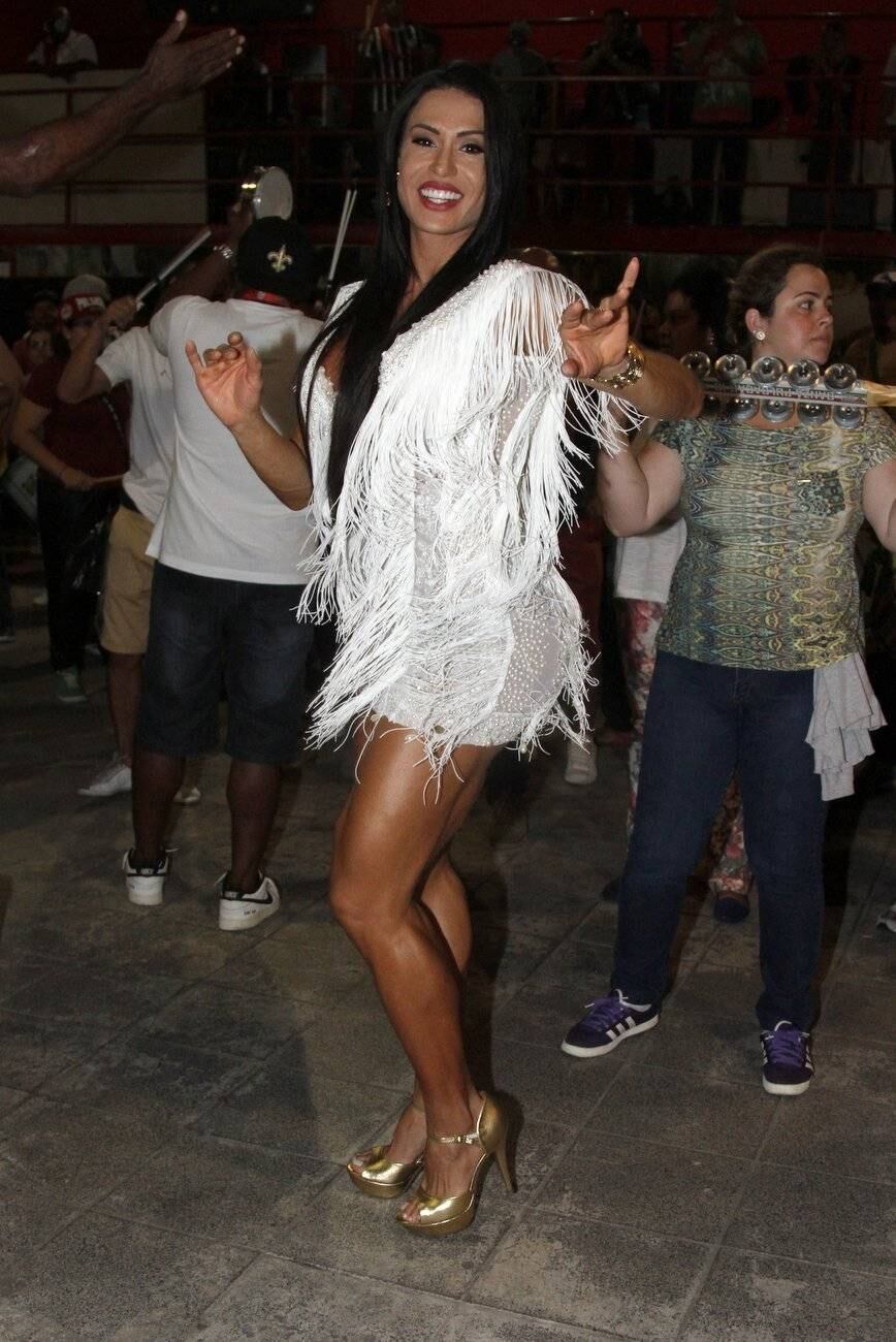 Gracyanne Barbosa é figura conhecida do Carnaval de São Paulo e do Rio de Janeiro