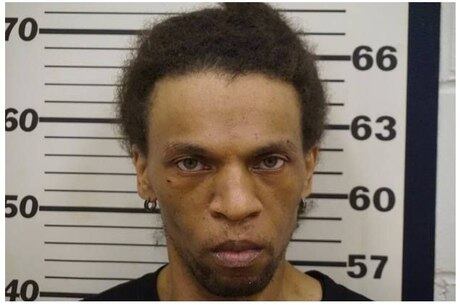 Jason Hubbard foi acusado de roubo