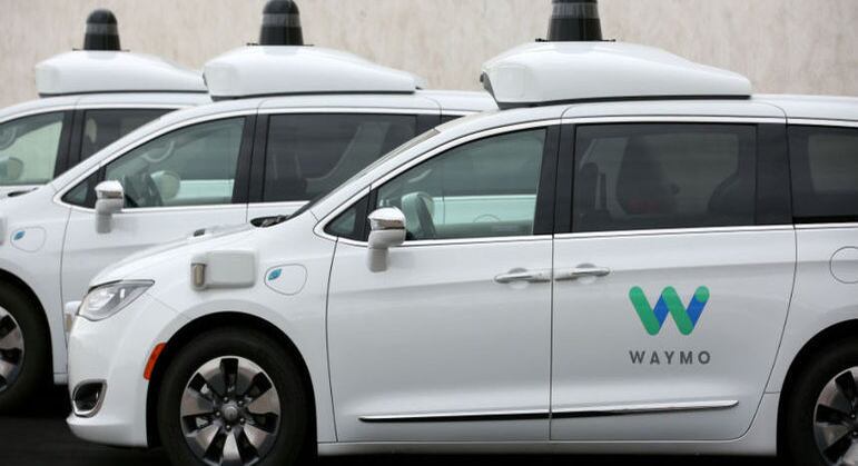 Serviço de carro autônomo na Califórnia