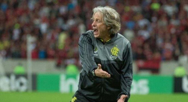 Jorge Jesus conseguiu. Mesmo desfigurado, seu Flamengo venceu no Ceará
