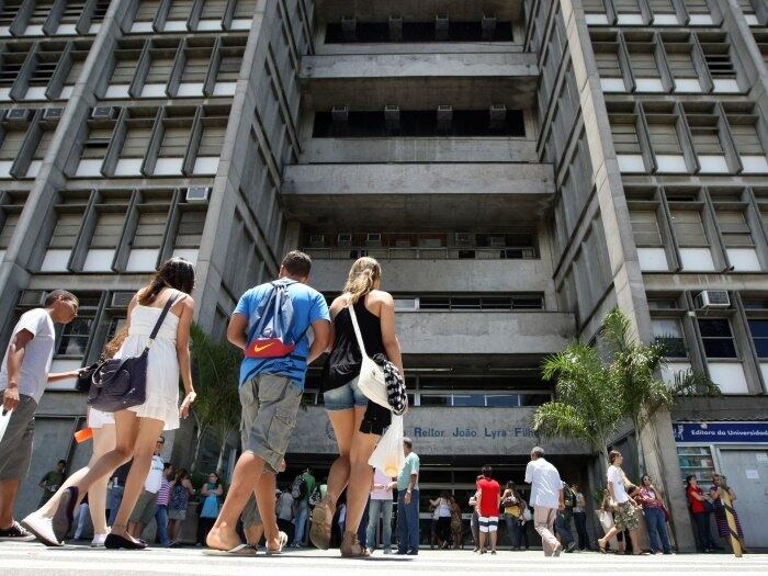 Uerj ainda não tem data para iniciar o ano letivo