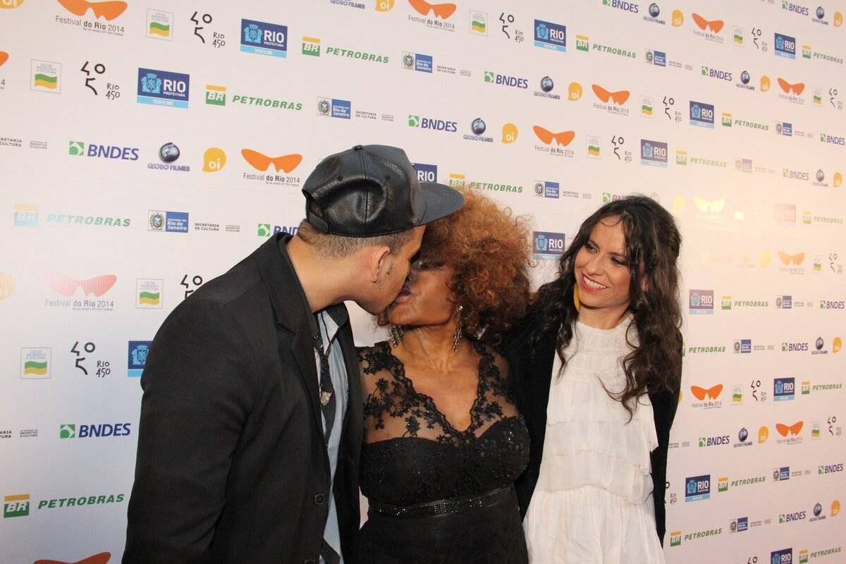 Festival do Rio 2014, com exibição do Filme sobre a vida da Cantora Elza Soares “My Name is Now, Elza Soares”