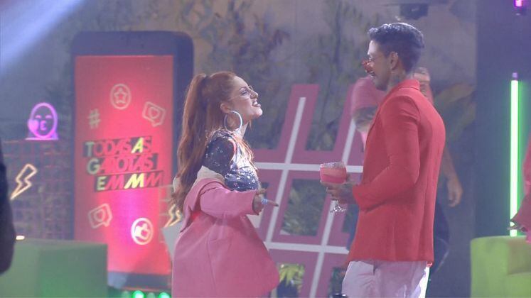 Influencer que é influencer sabe aproveitar cada momento para compartilhar o melhor nas redes, não é mesmo? E disso, Brenda e Matheus entendem bem! Eles fizeram um "clip" encenando a música Estilo Vagabundo, de MV Bill, cuja letra fala sobre um casal discutindo