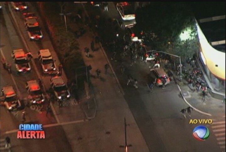 O protesto tem como “alvo” o governador de São Paulo, Geraldo Alckmin (PSDB)