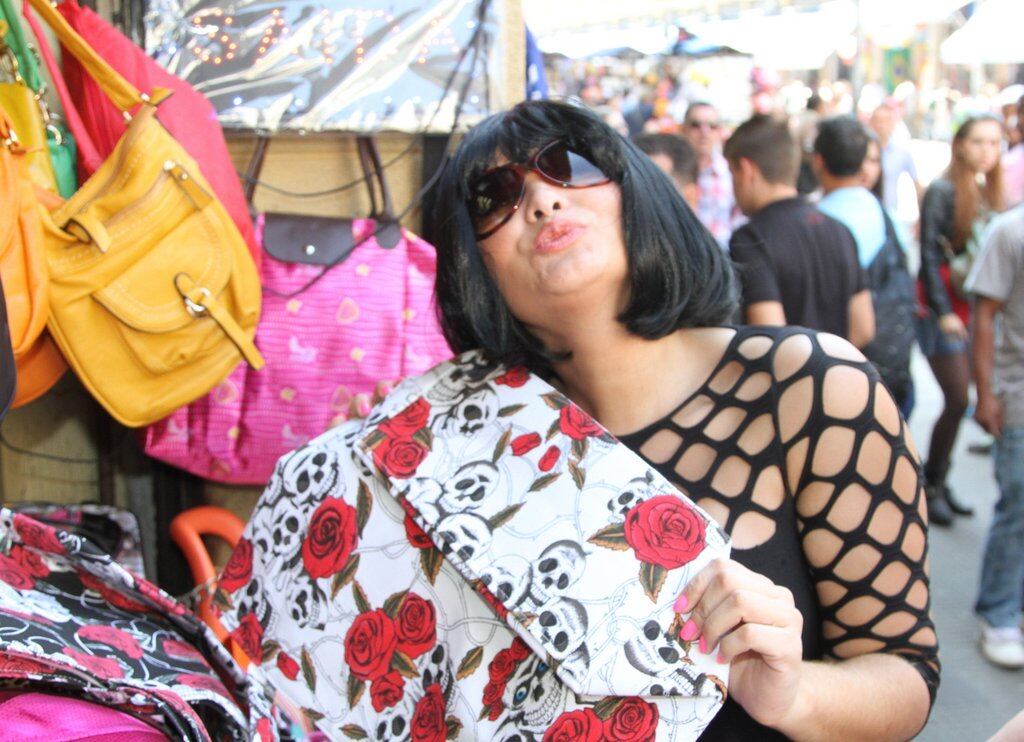 Ela ainda fez graça para as fotos

