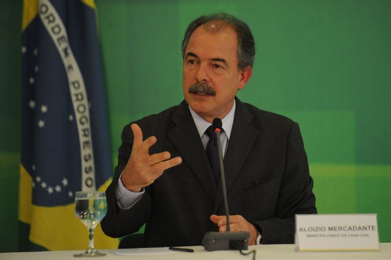 Ministro disse que é necessário “enxugar a estrutura administrativa”