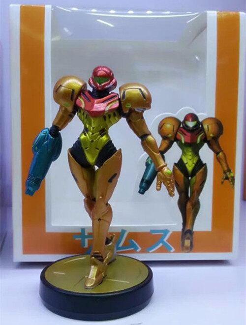A versão fake do Amiibo da Samus é inteira desproporcional: a cabeça é muito pequena e está fora do lugar e a é pintura mal-feita. Isso faz com que Samus passe de uma robô durona para um personagem que não pode ser respeitado - ou utilizado corretamente no jogo